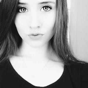 Meet your Posher, Katelyn